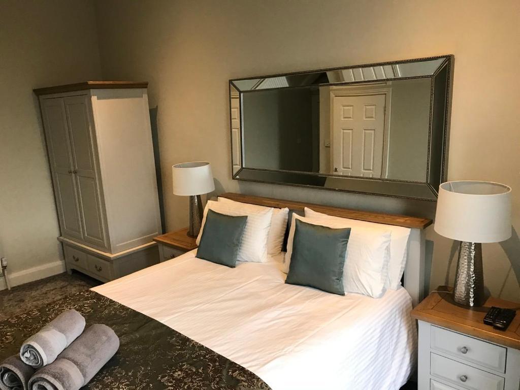 The Townhouse Hotel Корк Екстериор снимка